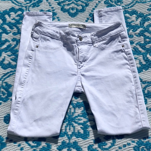 Abercombie & Fitch Jeans in white  25W 29L - Picture 3 of 13